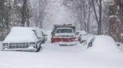 PHOTO-2016-blizzard-dc-snowplow-joeflood-012316-800x450-landscape